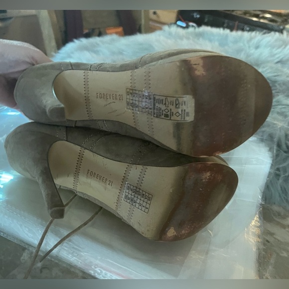 🪩 Forever 21 lace up ankle booties size 9 - Picture 6 of 8